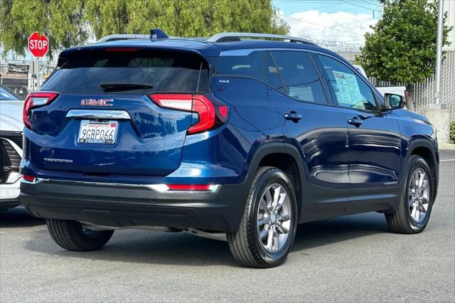2023 GMC Terrain FWD SLT