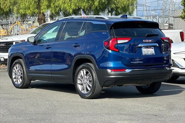 2023 GMC Terrain FWD SLT
