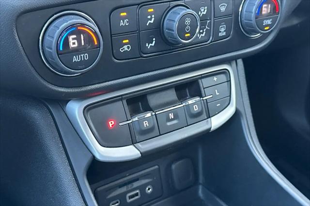 2023 GMC Terrain FWD SLT