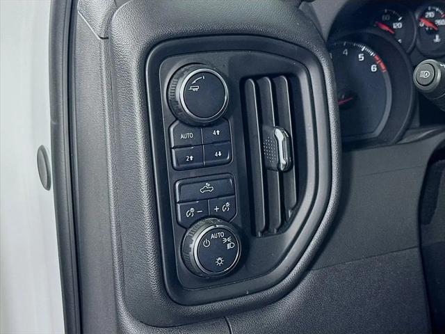 2024 Chevrolet Silverado 1500 4WD Crew Cab Short Bed Custom Trail Boss