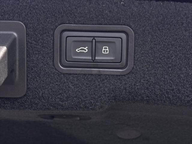 2022 Audi A8 L 55 TFSI quattro Tiptronic
