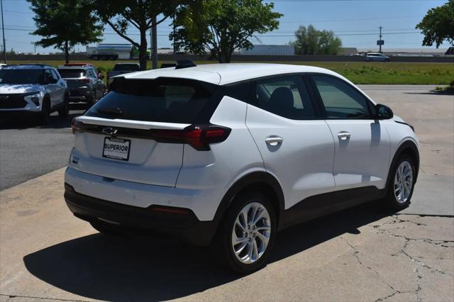2027 Chevrolet Bolt LT FWD