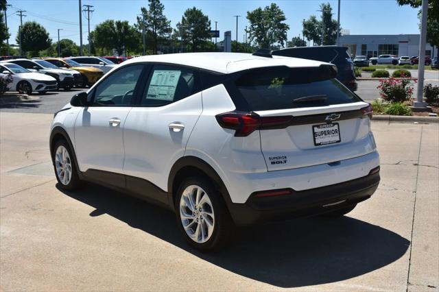 2027 Chevrolet Bolt LT FWD