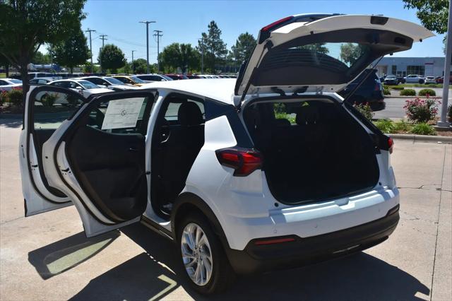 2027 Chevrolet Bolt LT FWD