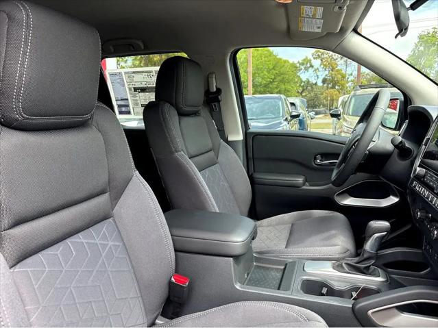 2026 Nissan Frontier Crew Cab SV 4x2