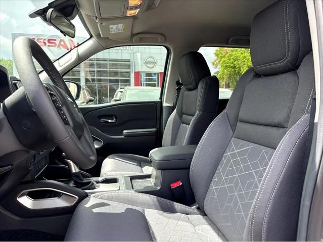 2026 Nissan Frontier Crew Cab SV 4x2