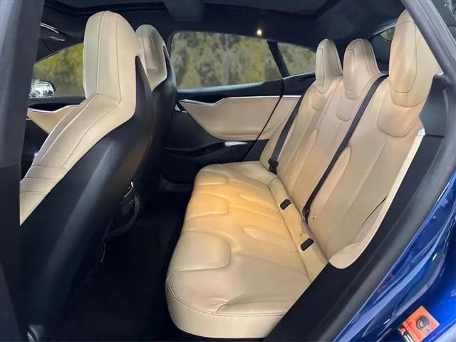 2016 Tesla Model S 90D