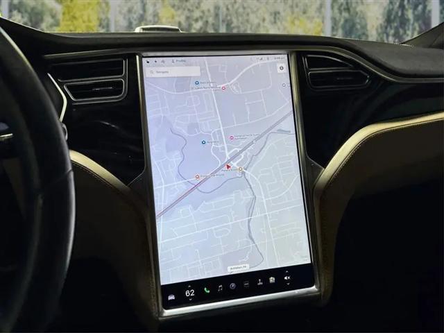 2016 Tesla Model S 90D