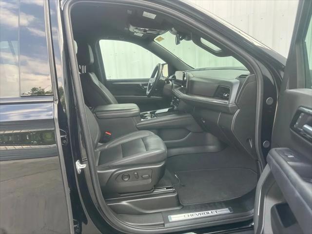 2025 Chevrolet Suburban 4WD Z71