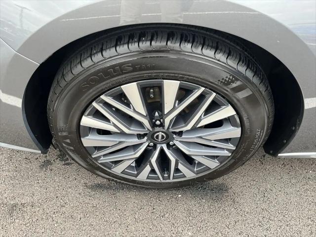 2025 Nissan Altima SV FWD