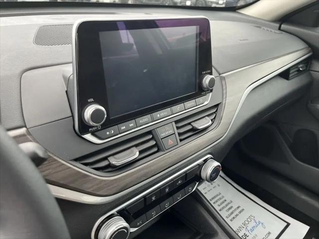 2025 Nissan Altima SV FWD