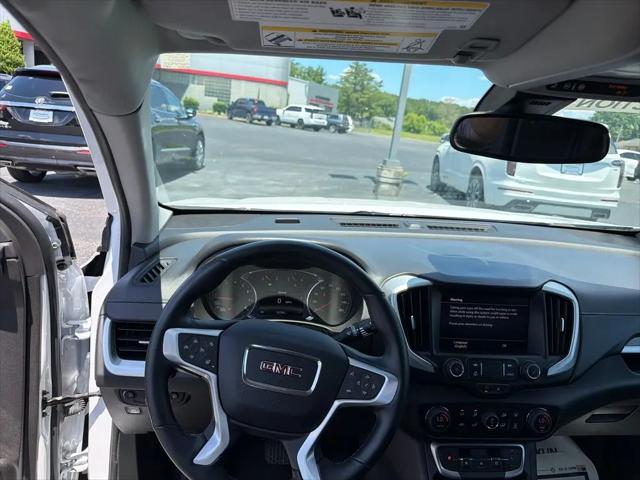 2024 GMC Terrain FWD SLT