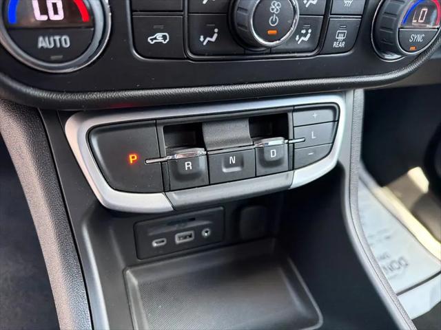 2024 GMC Terrain FWD SLT