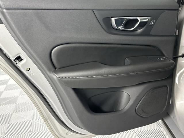 2023 Volvo S60 B5 Core Dark Theme