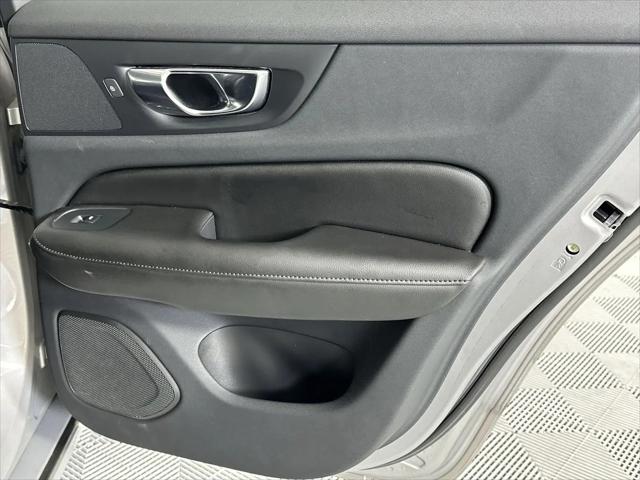 2023 Volvo S60 B5 Core Dark Theme