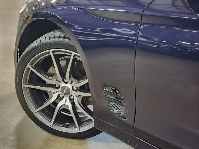 2023 Genesis G70 2.0T RWD