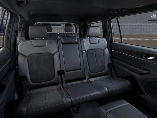 2026 Jeep Grand Cherokee L Altitude 4x2