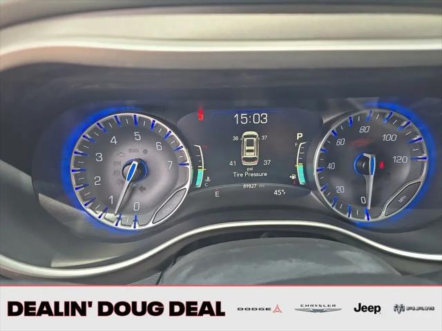2022 Chrysler Pacifica Touring L