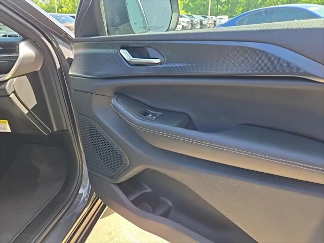 2026 Jeep Grand Cherokee L Altitude 4x4