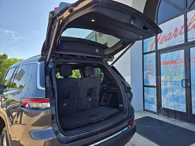 2026 Jeep Grand Cherokee L Altitude 4x4