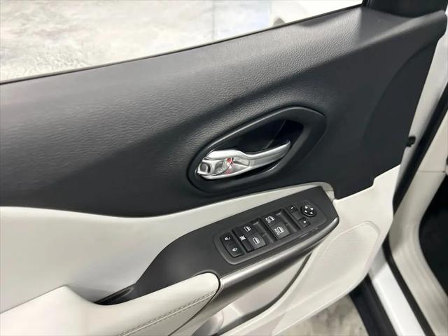 2022 Jeep Cherokee Latitude Lux 4x4