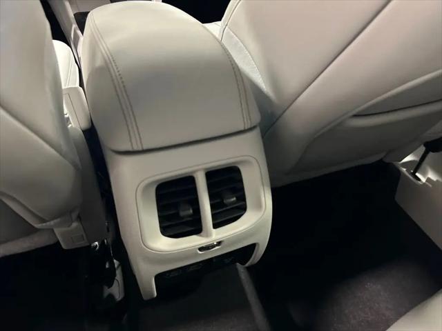 2022 Jeep Cherokee Latitude Lux 4x4