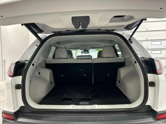 2022 Jeep Cherokee Latitude Lux 4x4