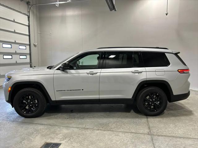 2026 Jeep Grand Cherokee L Altitude 4x4