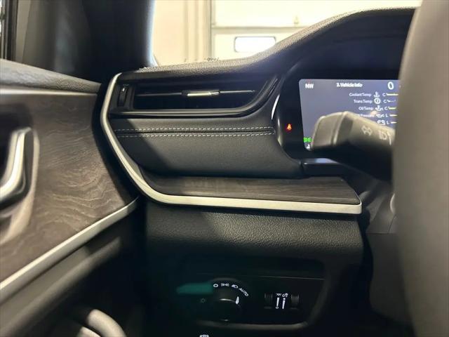 2026 Jeep Grand Cherokee L Altitude 4x4
