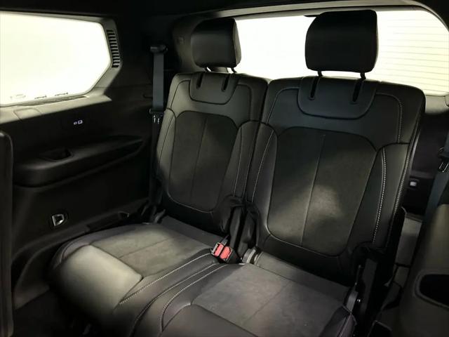 2026 Jeep Grand Cherokee L Altitude 4x4