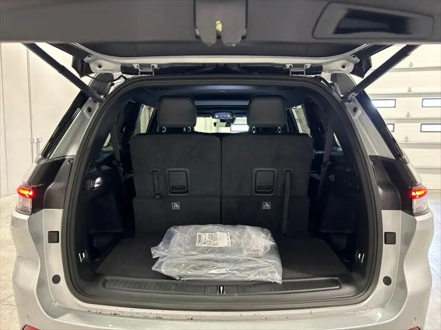 2026 Jeep Grand Cherokee L Altitude 4x4