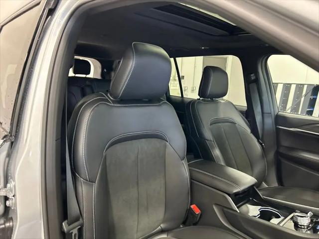 2026 Jeep Grand Cherokee L Altitude 4x4