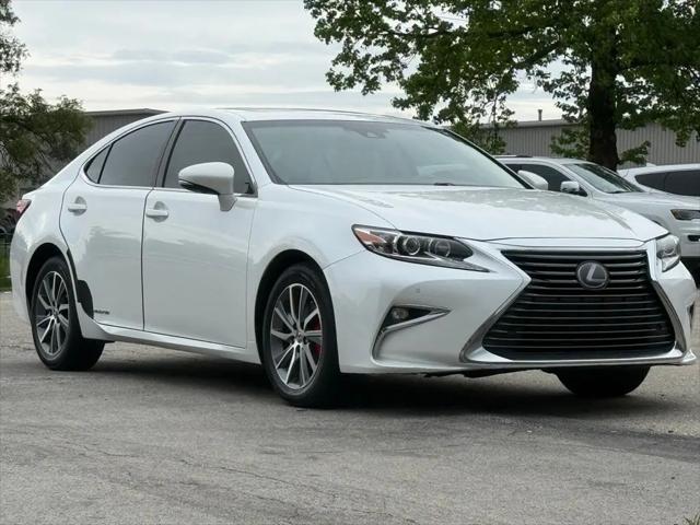 2017 Lexus ES 300h ES 300h