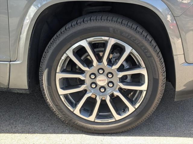 2022 GMC Acadia FWD Denali