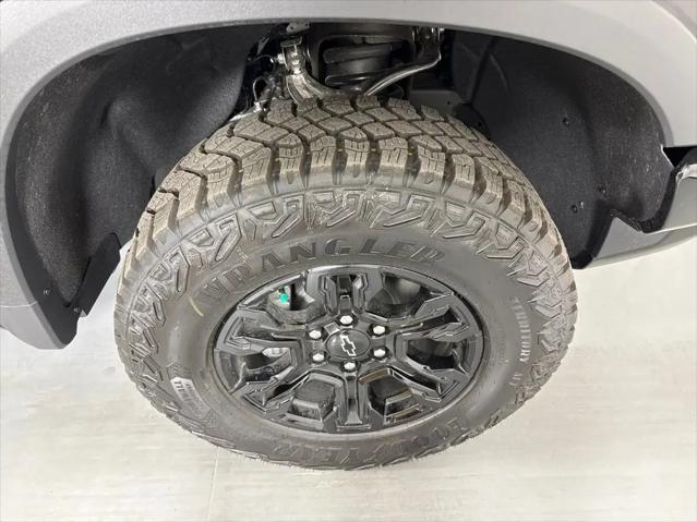 2026 Chevrolet Silverado 1500 4WD Crew Cab Short Bed ZR2