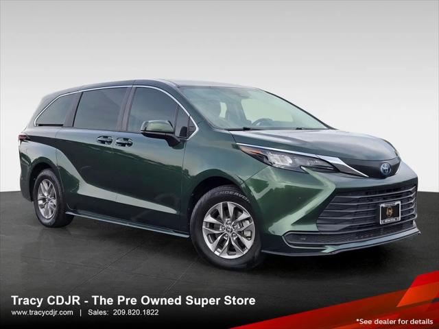 2024 Toyota Sienna LE for sale in Tracy, CA