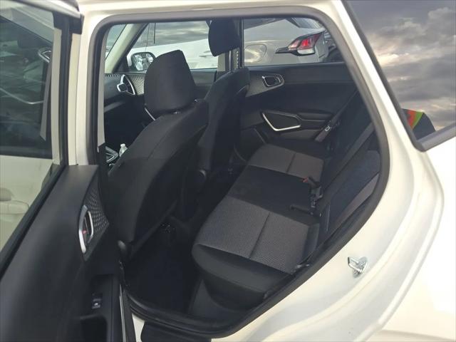 2025 Kia Soul LX