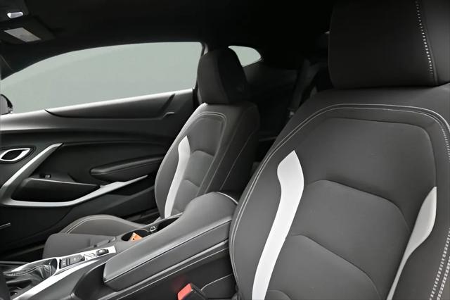 2023 Chevrolet Camaro RWD Coupe LT1