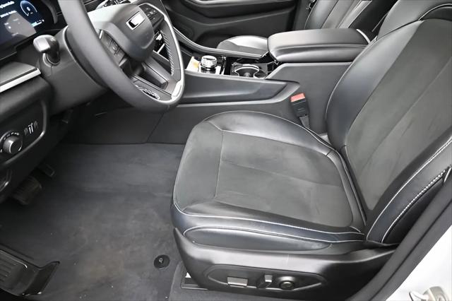 2023 Jeep Grand Cherokee L Altitude 4x4