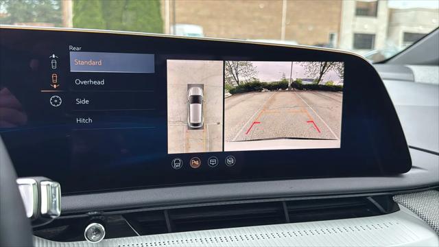 2025 Cadillac iQ Luxury 2 AWD