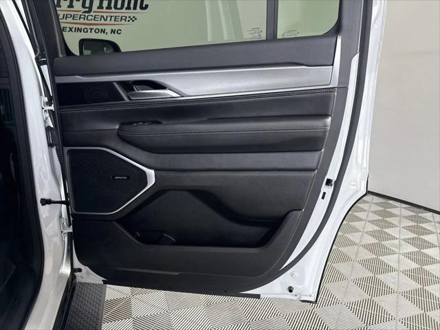 2024 Jeep Wagoneer Series II Carbide 4x4