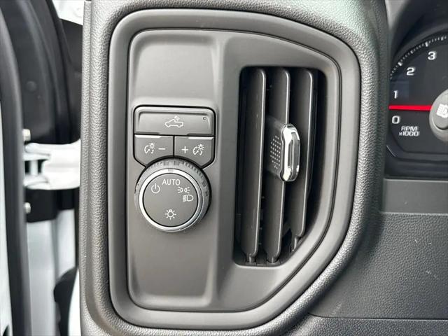 2026 Chevrolet Silverado 2500HD Double Cab, Standard Bed, Custom, RWD