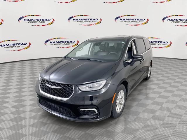 2023 Chrysler Pacifica Touring L for sale in Hampstead, MD