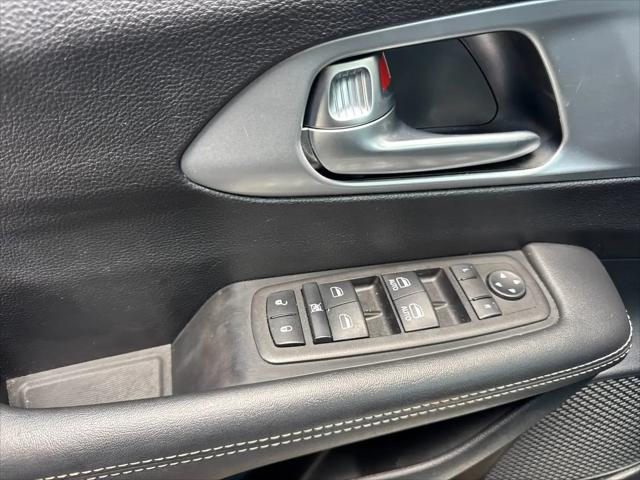 2024 Chrysler Pacifica Hybrid S Appearance Pkg