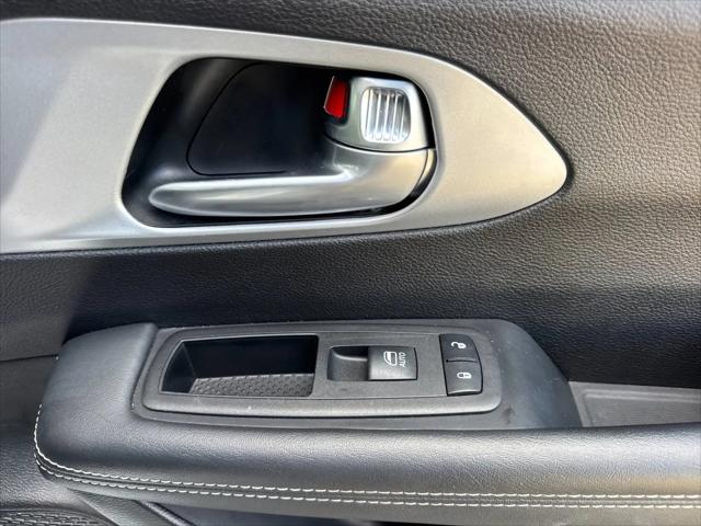 2024 Chrysler Pacifica Hybrid S Appearance Pkg