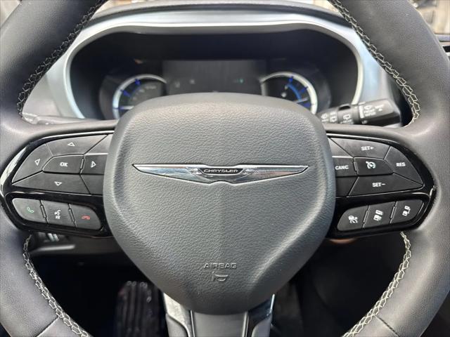 2024 Chrysler Pacifica Hybrid S Appearance Pkg