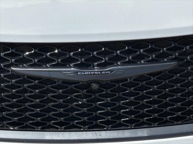 2024 Chrysler Pacifica Hybrid S Appearance Pkg