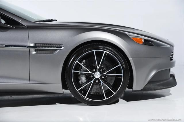 2014 Aston Martin Vanquish Standard