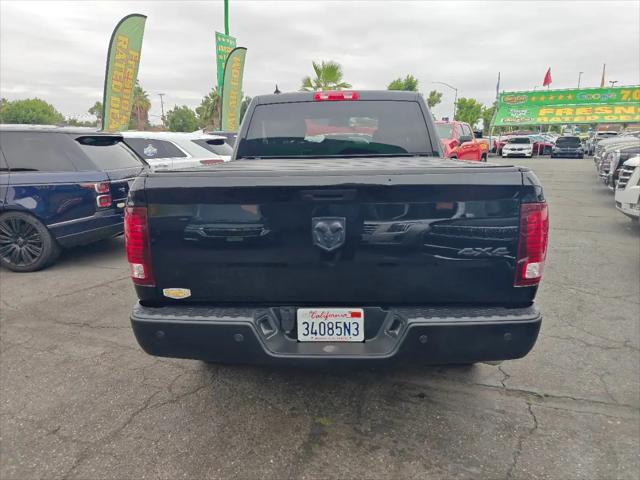 2022 Ram 1500 Classic Warlock Crew Cab 4x4 5'7" Box