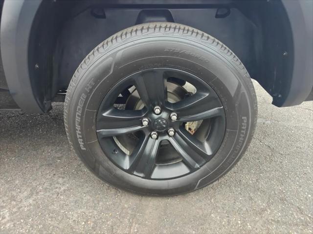 2022 Ram 1500 Classic Warlock Crew Cab 4x4 5'7" Box